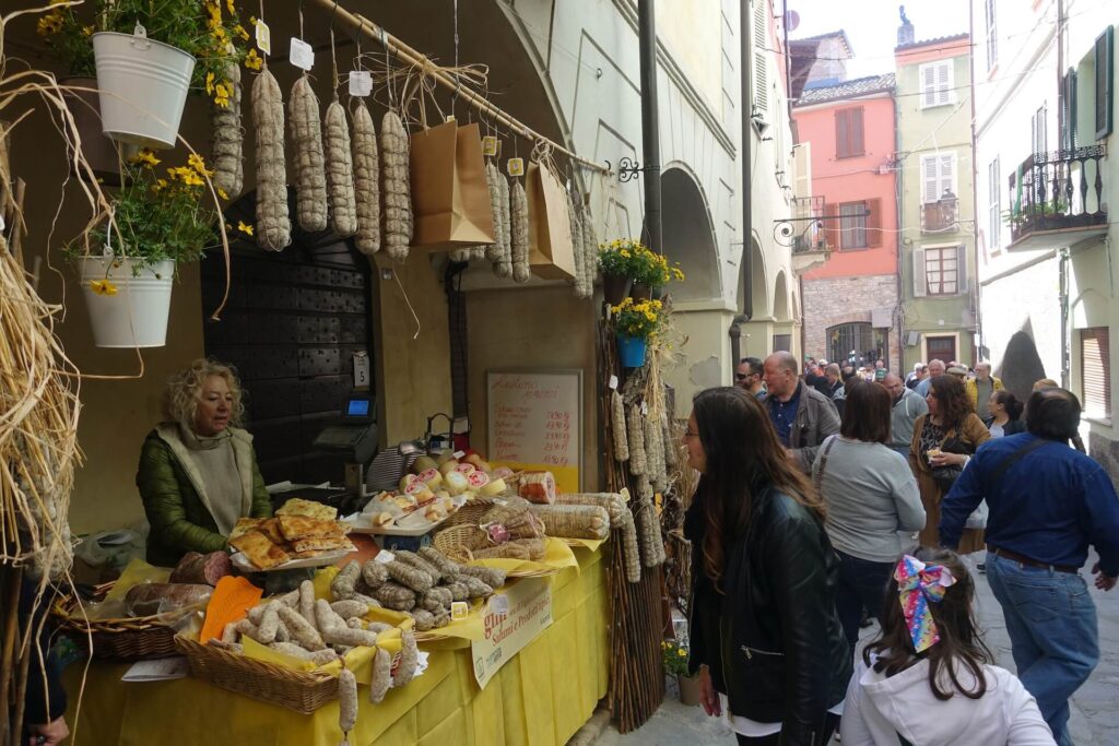 Varzi in Fiera, centro del paese